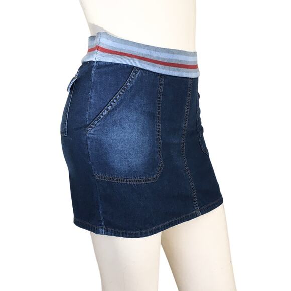 VTG Lightweight Denim Pull On Mini Skirt  Y2K  Utility pockets Fitted SZ 6 - Picture 1 of 9